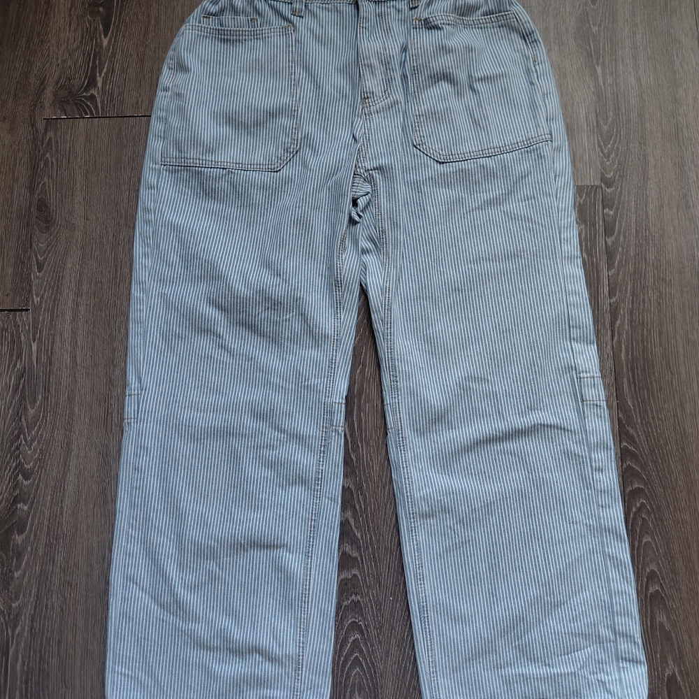 Striped Barrel Jeans - Blue and White